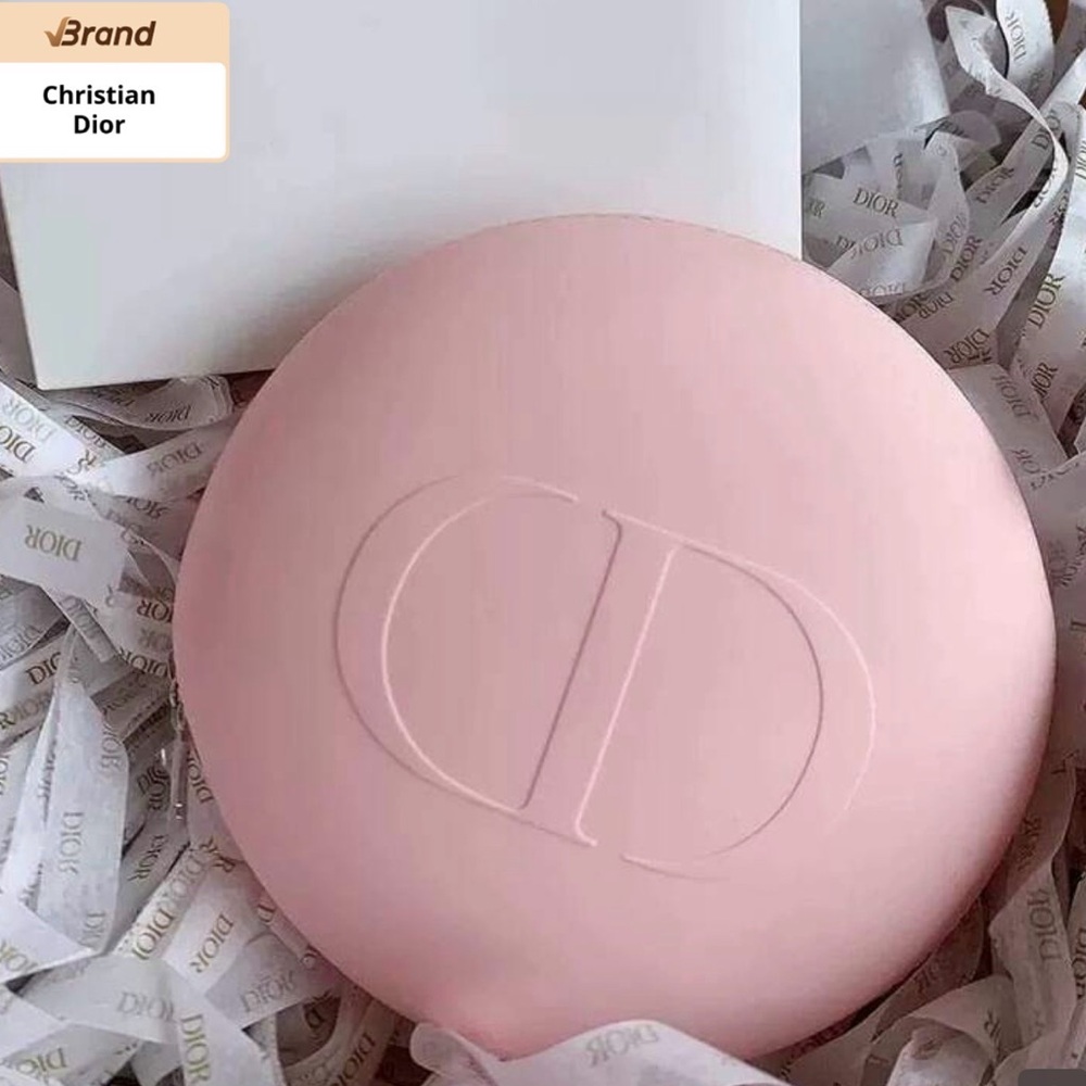 New Arrivals! Dior Beauty Round Silicone Cosmetic Bag